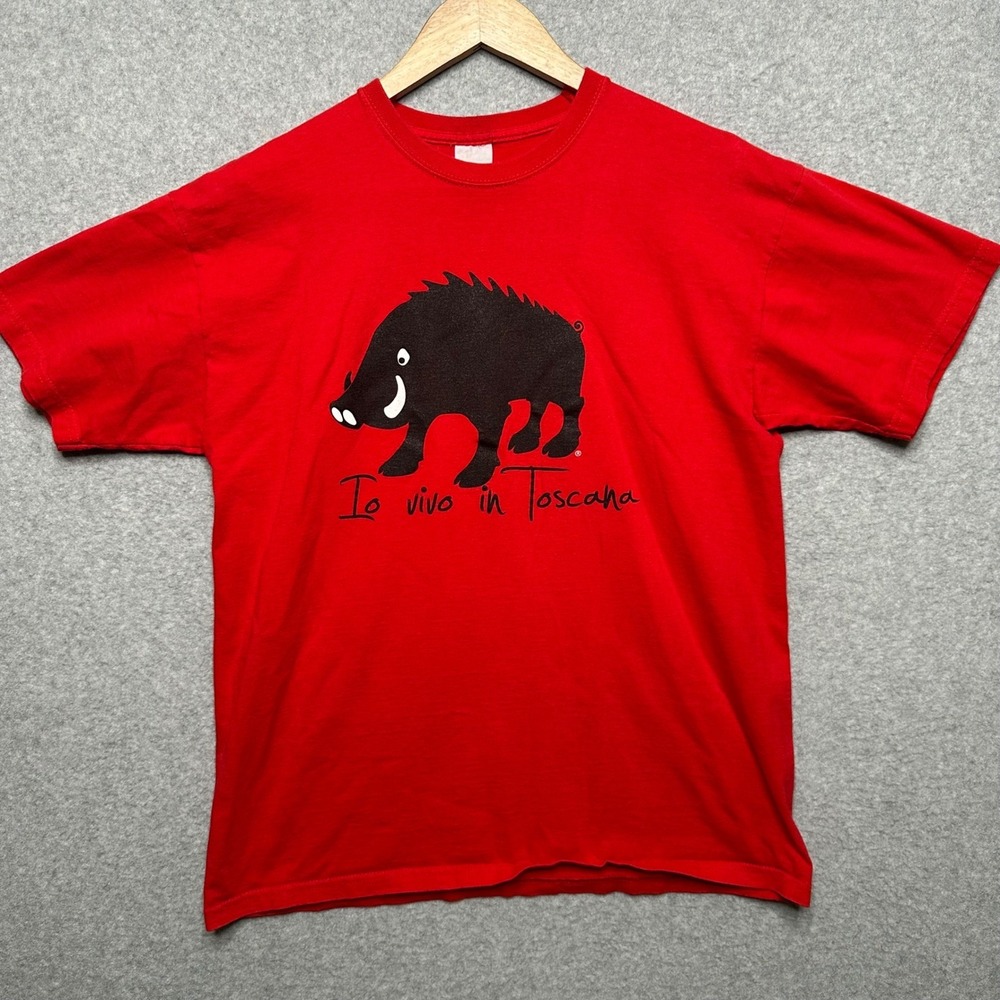 Io Vivo In Toscana Red Wild Boar Graphic T-Shirt Mens Small Made in Italy